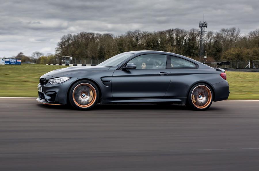  BMW M4 GTS 2016 года  (UK) (фото 4 из 23)